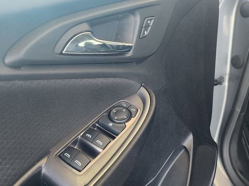 Used 2024 Chevrolet Malibu LT FWD image 12