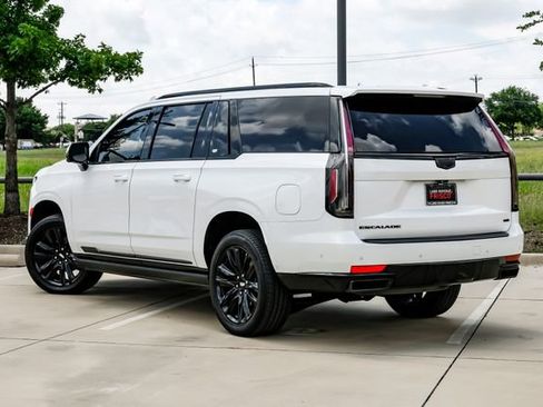Used 2023 Cadillac Escalade ESV Sport w/ Touring Package AWD/4WD image 12