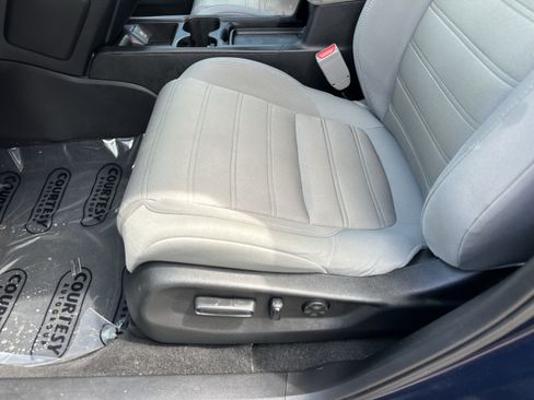 Used 2019 Honda CR-V EX image 18