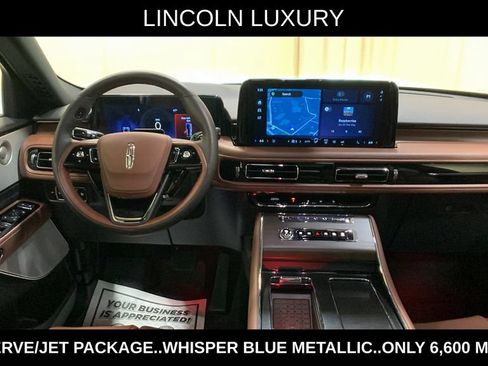 Used 2025 Lincoln Aviator Reserve w/ Equipment Group 201A AWD/4WD image 30