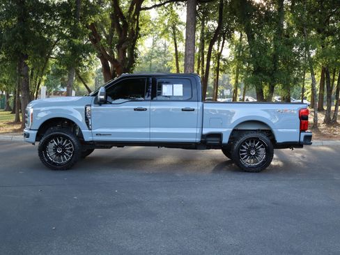 Used 2024 Ford F350 Lariat w/ Lariat Ultimate Package AWD/4WD image 6