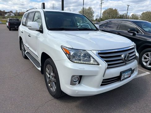 Used 2014 Lexus LX 570 4WD image 10