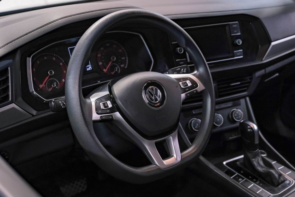 Used 2020 Volkswagen Jetta S w/ Driver Assistance Package FWD image 17
