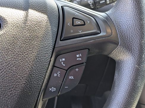 Used 2022 Ford Edge SE AWD/4WD image 17