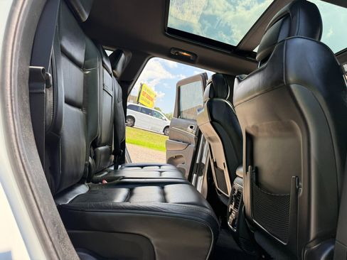 Used 2014 Jeep Grand Cherokee Overland image 22