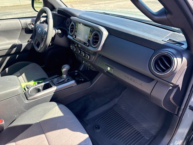 Used 2023 Toyota Tacoma TRD Off-Road AWD/4WD image 16