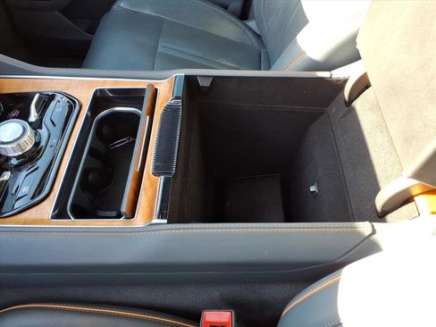 Used 2022 Jeep Grand Wagoneer Series II w/ Convenience Group III image 30