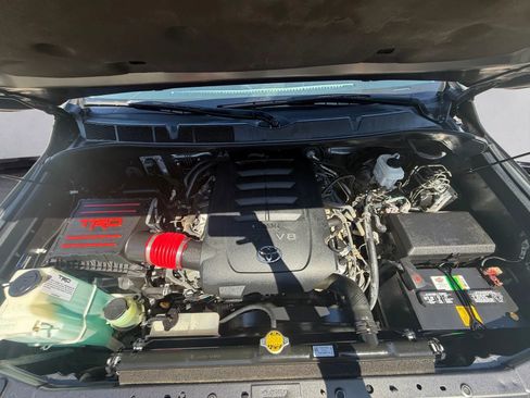 Used 2016 Toyota Tundra Limited w/ Limited Premium Package AWD/4WD image 38