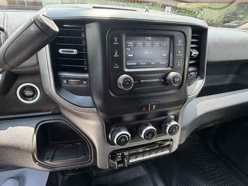 Used 2020 RAM 5500 Tradesman w/ Chrome Appearance Group AWD/4WD image 22