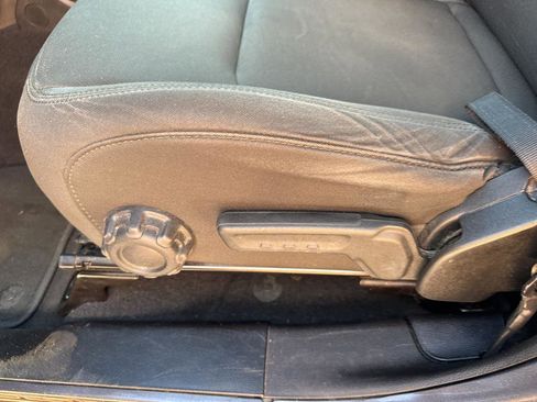 Used 2018 Jeep Wrangler Unlimited Sport S image 31