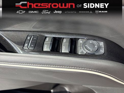 Used 2023 Cadillac Escalade Premium Luxury AWD/4WD image 18