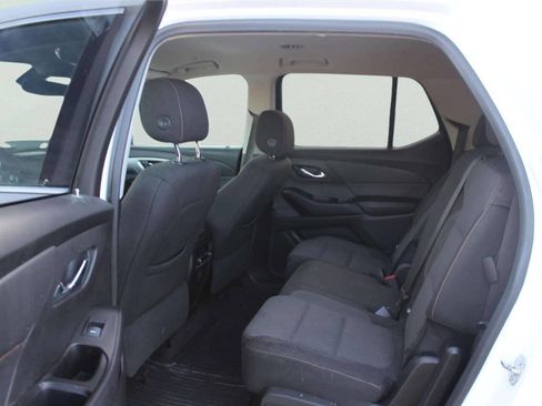 Used 2019 Chevrolet Traverse LS FWD image 6
