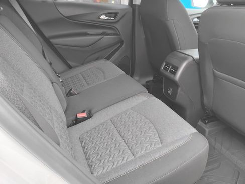 Used 2022 Chevrolet Equinox LT FWD image 27