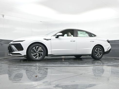 New 2026 Hyundai Sonata Blue FWD image 45