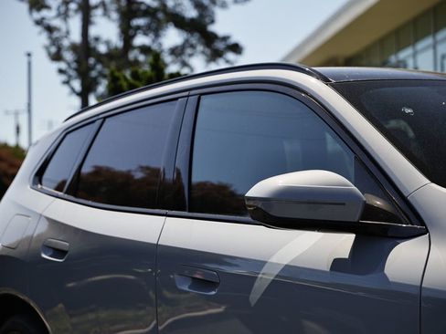 New 2026 BMW X3 xDrive30i w/ Premium Package AWD/4WD image 3