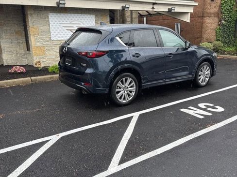 Used 2022 MAZDA CX-5 Signature AWD/4WD image 5