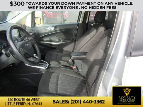 Used 2018 Ford EcoSport SE w/ SE Convenience Package image 31