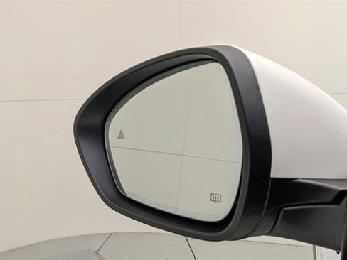 Used 2024 Maserati Grecale GT image 40