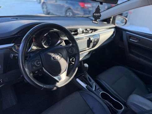 Used 2014 Toyota Corolla S image 24