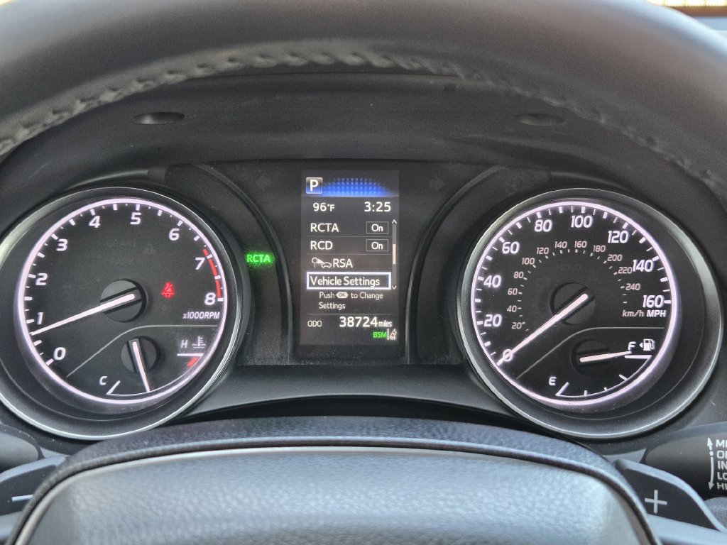 Used 2023 Toyota Camry SE w/ Convenience Package FWD image 12