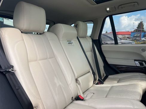 Used 2016 Land Rover Range Rover HSE image 22