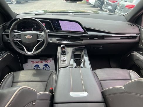 Used 2024 Cadillac Escalade ESV Sport w/ LPO, ONYX Package AWD/4WD image 26