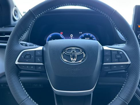 Certified 2026 Toyota Sienna XSE FWD image 24