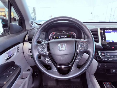 Used 2017 Honda Pilot Elite image 23
