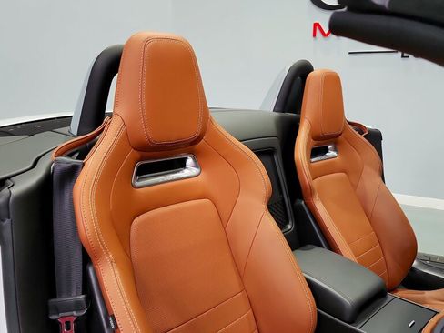 Used 2018 Jaguar F-TYPE Convertible image 26