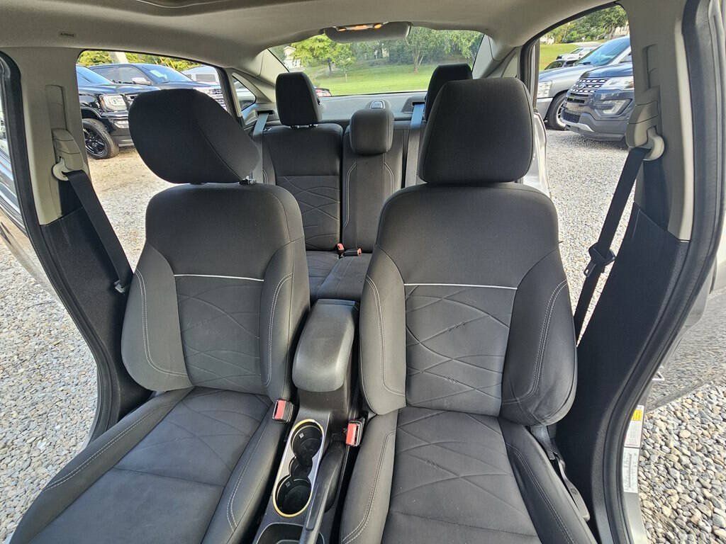 Used 2014 Ford Fiesta SE w/ Comfort Package FWD image 22