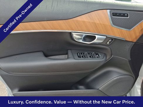 Certified 2024 Volvo XC90 B5 Plus AWD/4WD image 13