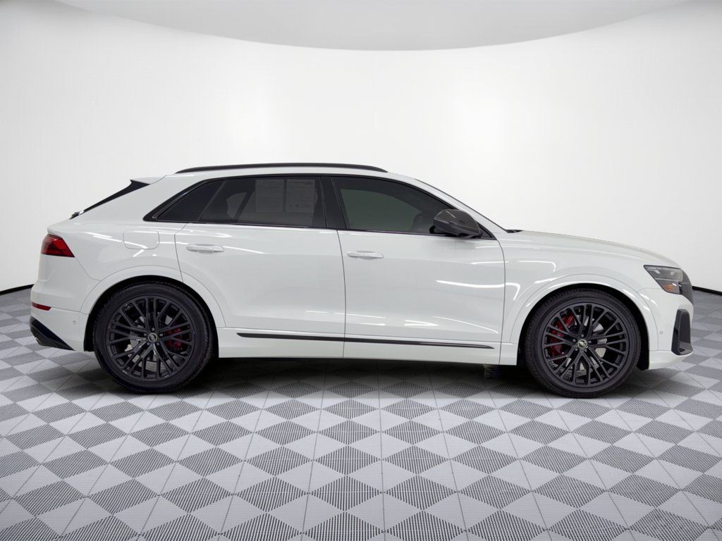 Used 2026 Audi SQ8 Premium Plus AWD/4WD image 8