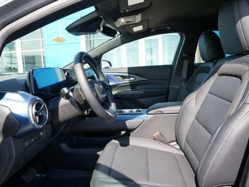 Used 2026 Chevrolet Equinox EV LT AWD/4WD image 7