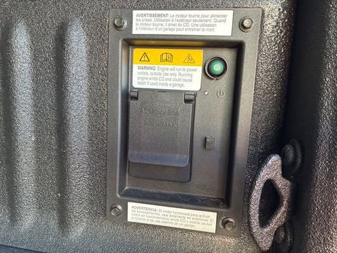 Used 2025 Ford F250 Lariat w/ Lariat Ultimate Package image 19