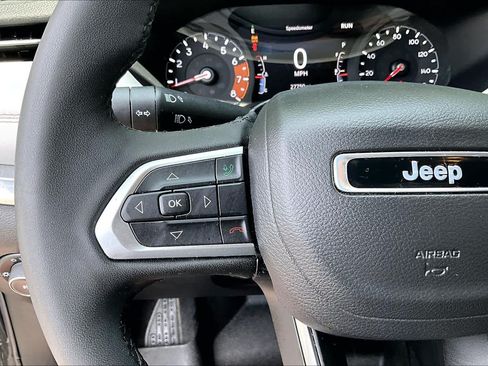Used 2023 Jeep Compass Limited AWD/4WD image 23