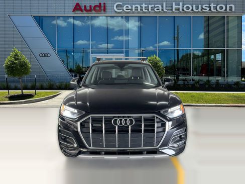 Used 2023 Audi Q5 2.0T Premium w/ Convenience Package image 5