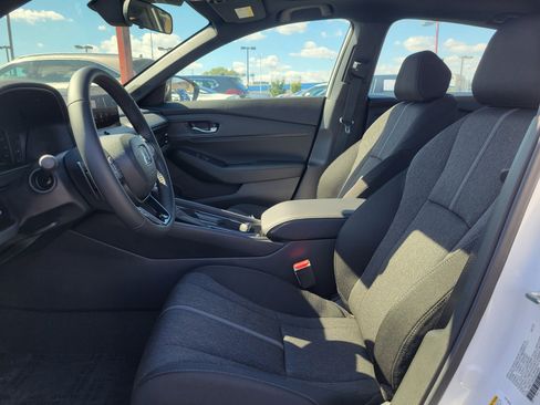 Certified 2025 Honda Accord Sport image 13