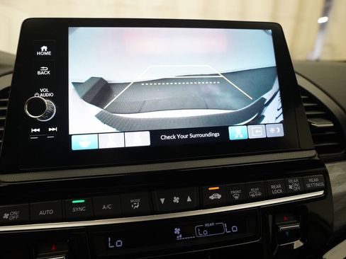 Certified 2026 Honda Odyssey Elite image 21