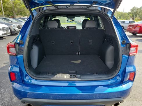 Used 2023 Ford Escape ST-Line w/ Tech Pack #1 FWD image 23