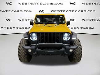 Used 2019 Jeep Wrangler Unlimited Sahara video 4