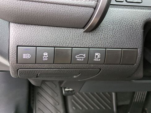 Used 2024 Toyota Camry SE FWD image 14