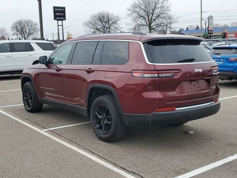 Used 2023 Jeep Grand Cherokee L Laredo AWD/4WD image 4