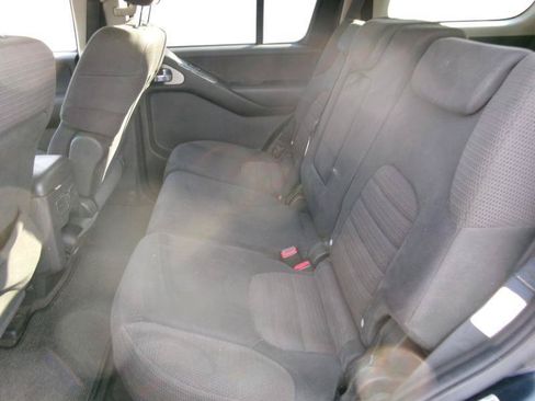 Used 2007 Nissan Pathfinder SE RWD image 11