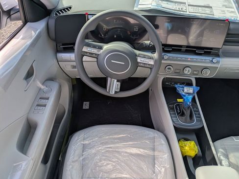 New 2026 Hyundai Kona SE FWD image 16
