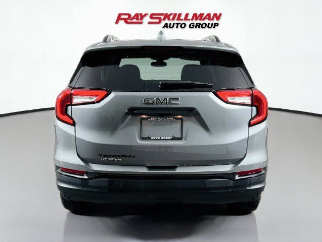 Used 2023 GMC Terrain SLE w/ Driver Convenience Package FWD image 6