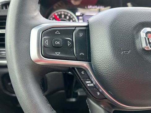 Used 2025 RAM 1500 Big Horn AWD/4WD image 16