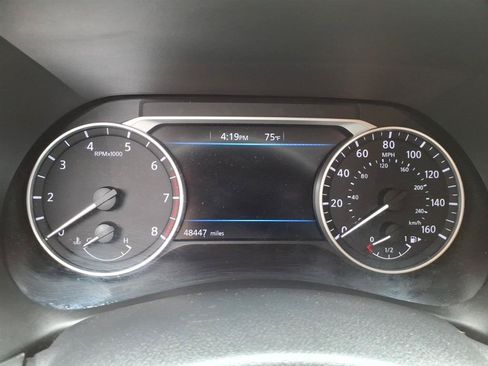 Used 2025 Nissan Sentra SV FWD image 15