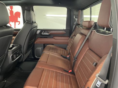 New 2026 GMC Sierra 2500 Denali Ultimate image 9