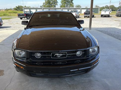 Used 2008 Ford Mustang Premium RWD image 9