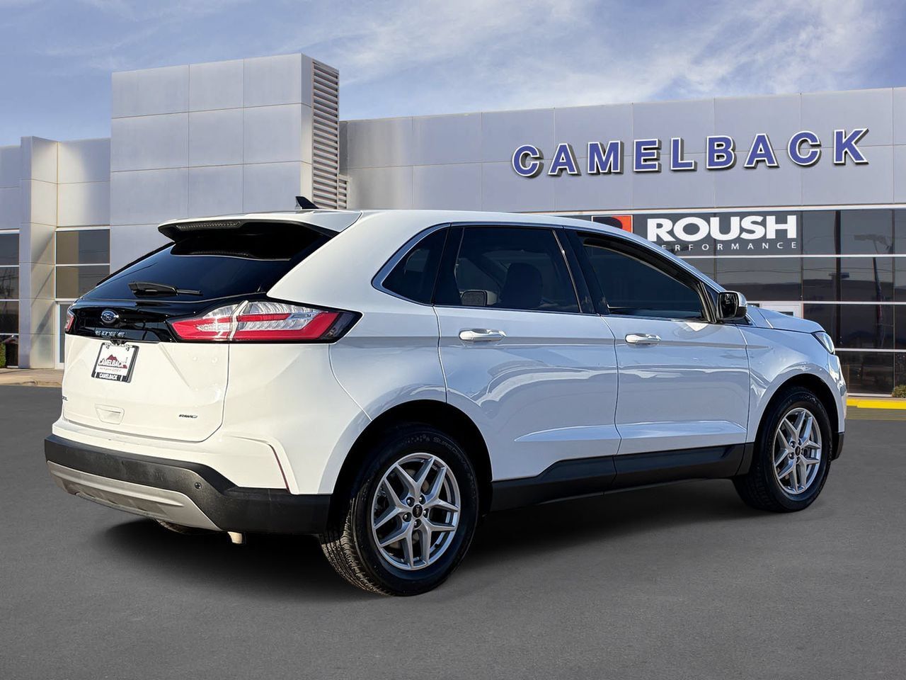 Used 2024 Ford Edge SEL AWD/4WD image 6